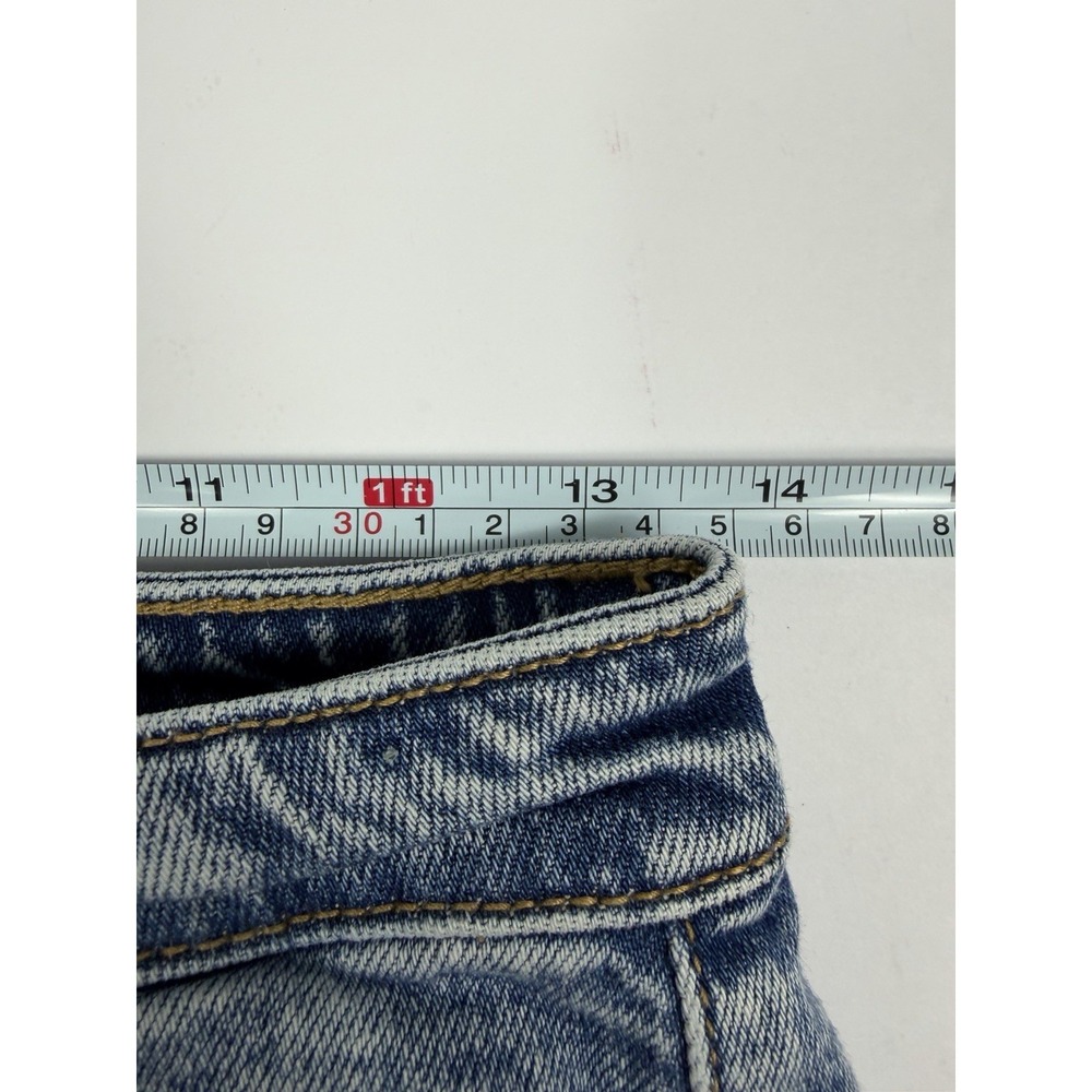 BKE Billie Cargo Denim Shorts Womens Size 27 Light Wash Stretch Frayed Hem - Picture 7 of 10